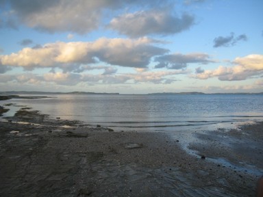 Katyanne Topping; Landscape; Howick Beach. Shows perspective, texture and colour. Natural.